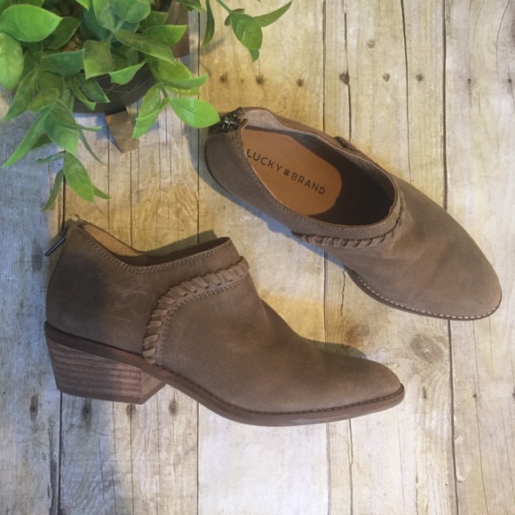 Lucky Brand 🍀 Leather Ankle Booties taupe zip 7.5 - Picture 13 of 13